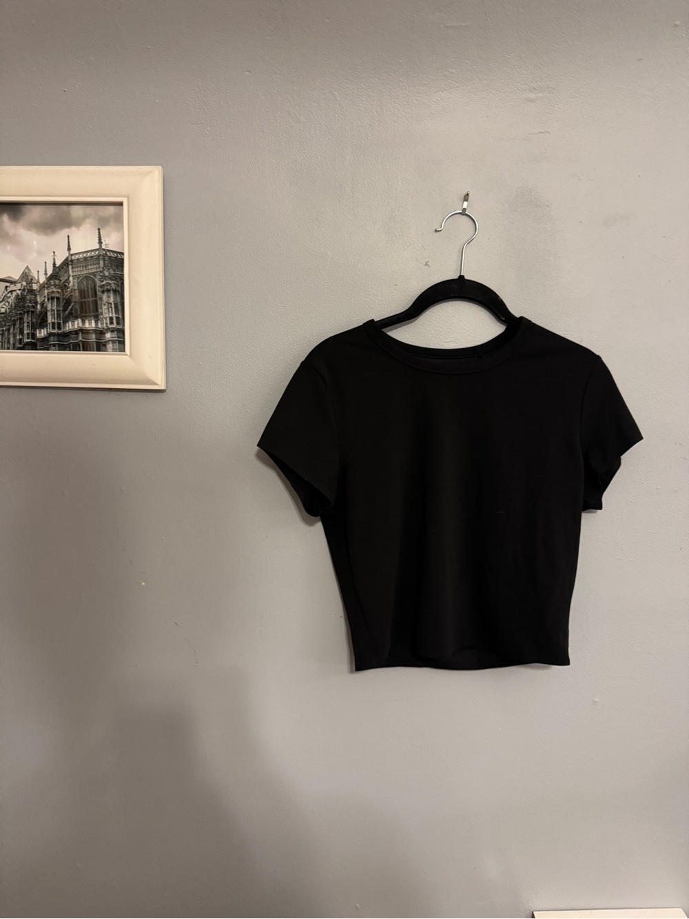 Uniqlo Airism Black Short Sleeve Crop Tee